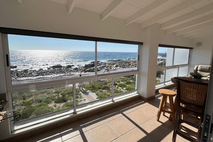 5 Bedroom Property for Sale in Shelley Point Western Cape